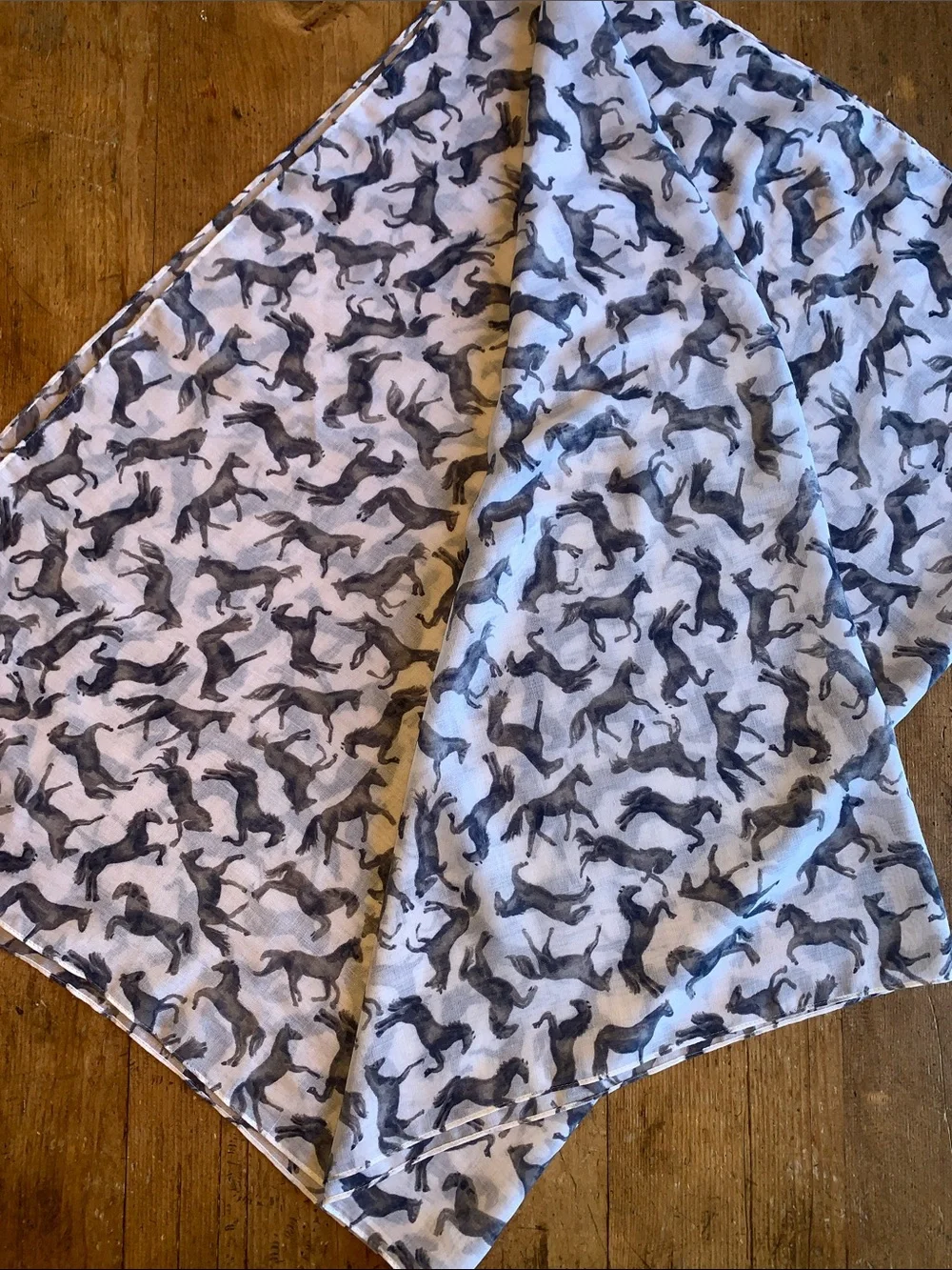 Joules lightweight scarf